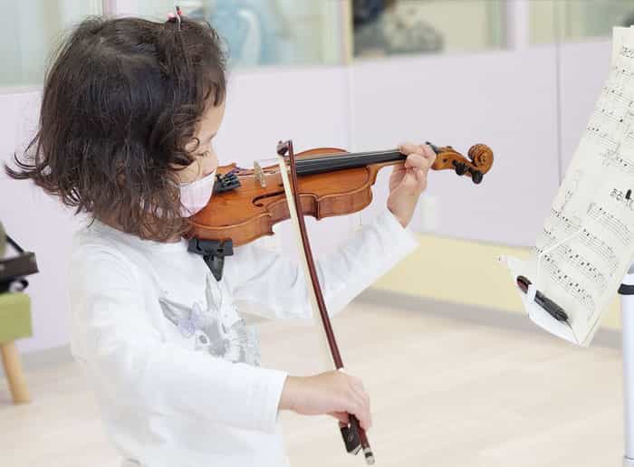 幼児バイオリンコースの様子